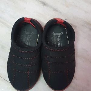 Black Shoes For Girls