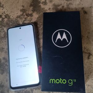 Motorola G13