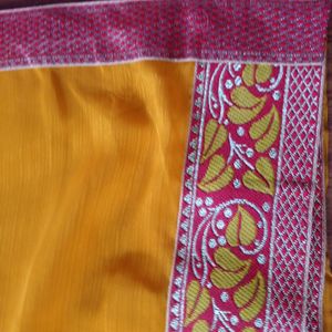 Border Base Yellow 💛Saree