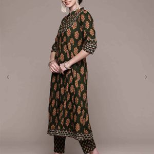 Anubhutee Kurta Set