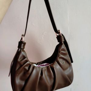 Women's Baguette Pleated Handbag