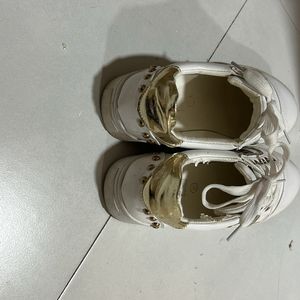 White Sneakers Size UK 4