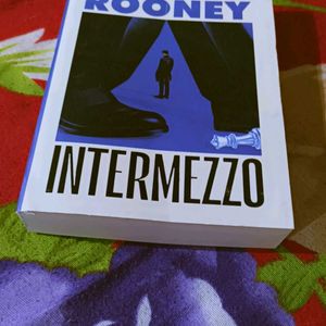 Intermezzo Book