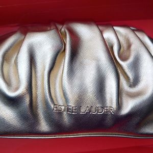 Estee Lauder Festive Clutch 💕❣️