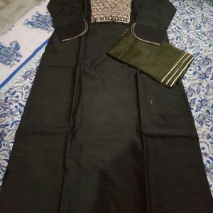 I M Selling Kurti With Dupatta