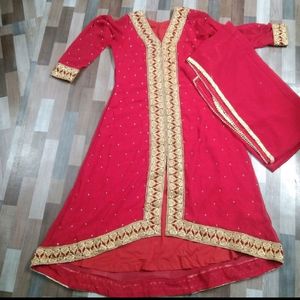 Frock with lining attached duppatta