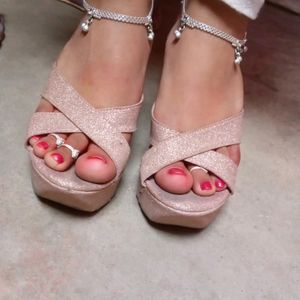 Luxury Rich Sandal 🛍️🎉