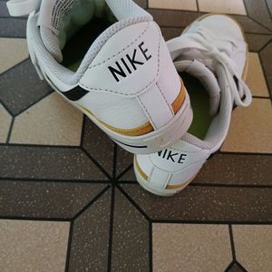 Nike Casual Shoe