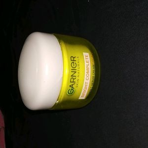 Garnier Skin Naturals