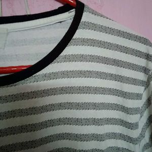 White Stripes T-shirt