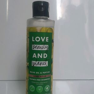 Love Beauty And Planet Bond Repair Shampoo