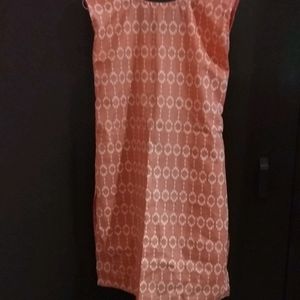 Sleeveless Kurti Upto Knee Length