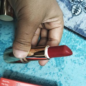 Myglamm Xoxo Treasure It Suede Matte Lipstick