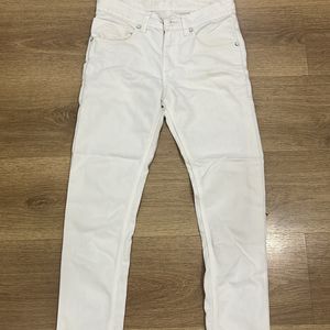 White Jeans Size 28 inch