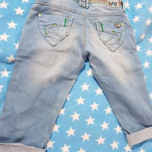 Girls 3/4th Jeans