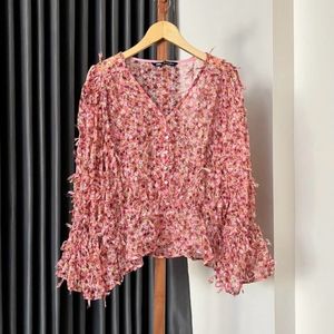 Zara. Contrasting Floral Top