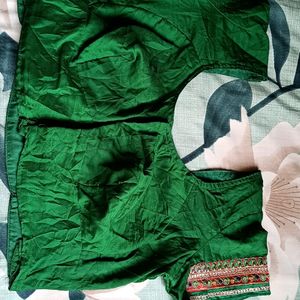 Green Saree With Blouse