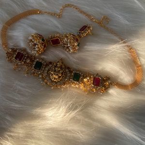 Temple Design Choker With Earning