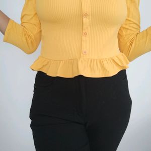 So Cute Yellow Crop Top 💛 New.. Unused