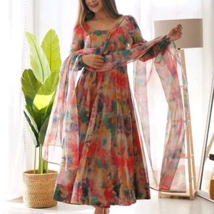 Women Printed Anarkali Kurta Set