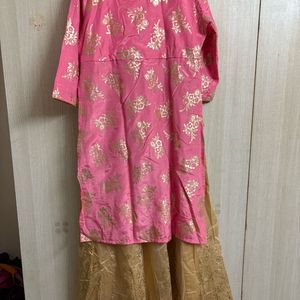 Pink Golden Ethnic Gown (M/34)