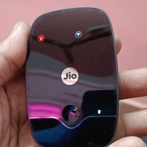 JIO Portable Wifi