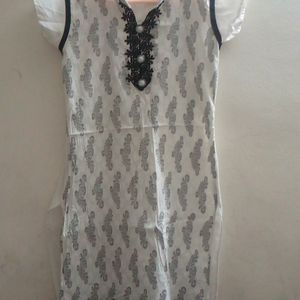 Transparent Lace designed white Kurti only needs ironing. Not much used just kept aside. No Flaws.