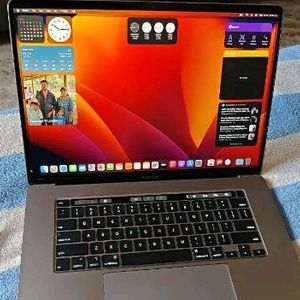 Apple MacBook Pro