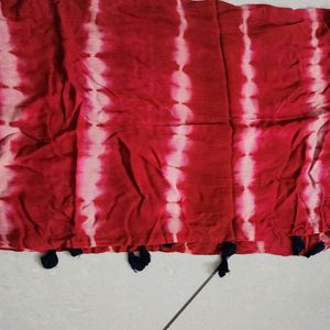 RED SOFT STOLE WITH HANGINGS