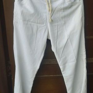 DICKIES WHITE CASUAL PANT LIKE NEW