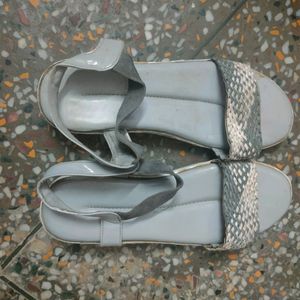 Best Combo Flat Sandals For Womens H&M