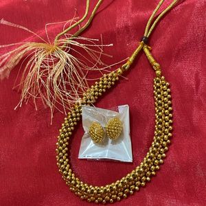 Traditional Golden Choker With Earrings