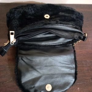 Trendy Fur Sling bags