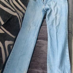 Levis 506 jeans in 34 size