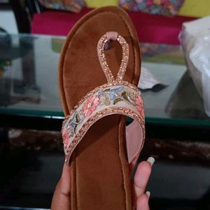 Beautiful Desi Flats🌷