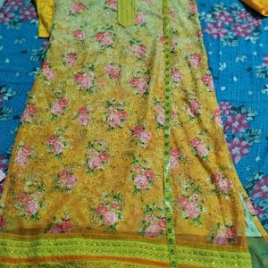 Kurta With Dupatta