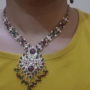 Necklace Set