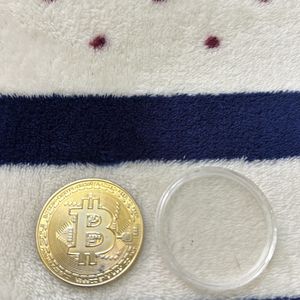 Bitcoin gold coin