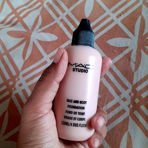 Studio Makeup Face And Body Foundation (Skin,120ml)