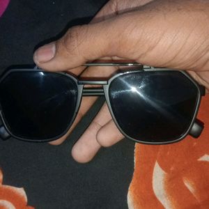 square frame sunglasses