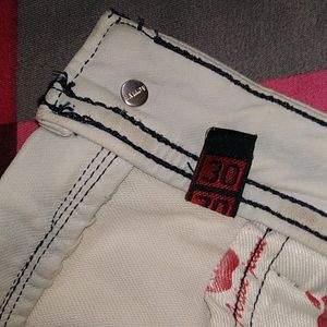 White- Light Blue Jeans 👖 For Men Size 30/30