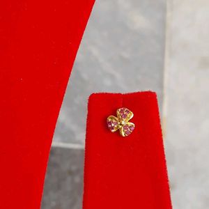 Beautiful New Shaining Stone Flower Desine Studs