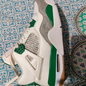 Jordan 4 Sb Pine Green