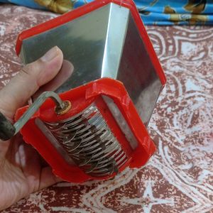 Veg Cutter With Free Oil Jar