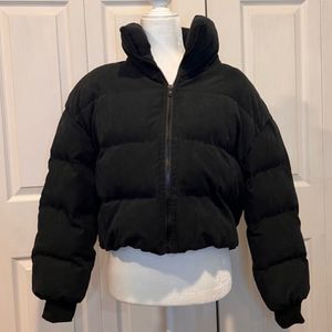 CROPPED BLACK PUFFER JACKET