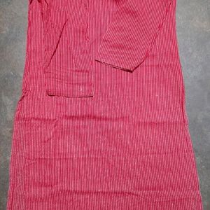 Red Kurti