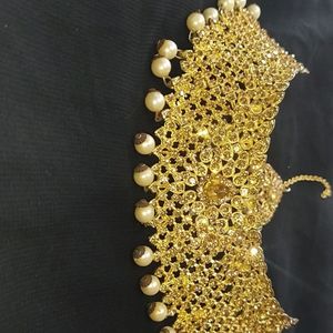 Choker Necklace Set Golden Colour