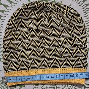 Yellow Black Fleeced Woollen Cap