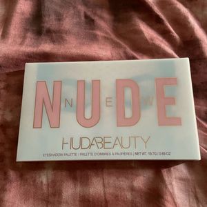 HUDA Beauty Brand New Nude Palette