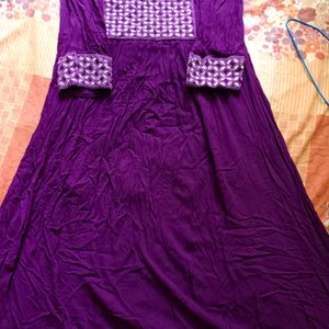 Purple🟣 Colour Kurtha